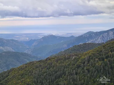 Vue à l'Est depuis Bocca Palmente Vue à l'Est depuis Bocca Palmente
