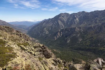 Vallée d'Asco depuis Bocca di a Muvrella Vallée d'Asco depuis Bocca di a Muvrella