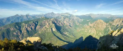 Vue à l'Est, le sommet caractéristique de Paglia Orba (2525 m) au centre Capu d'Orto – photo 10