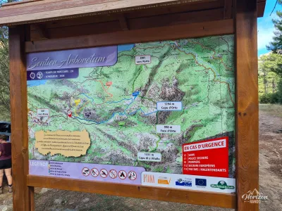 Panneau d'informations au parking Capu d'Orto – photo 2