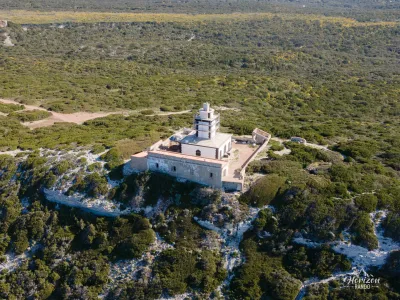 Phare de Pertusato (vue drone) Phare de Pertusato (vue drone)