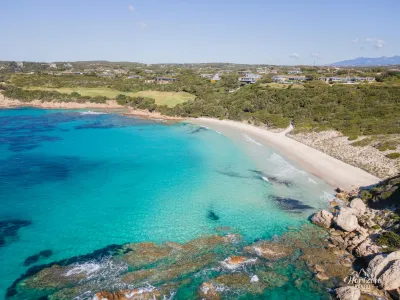 Plage du grand Sperone (vue drone) Plage du grand Sperone (vue drone)