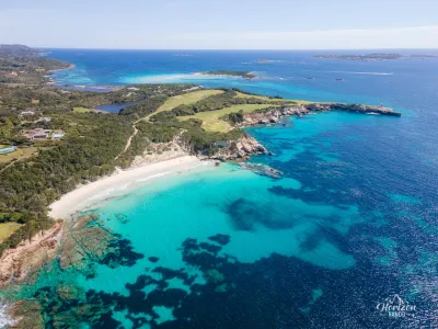 Plage du grand Sperone (vue drone) Plage du grand Sperone (vue drone)