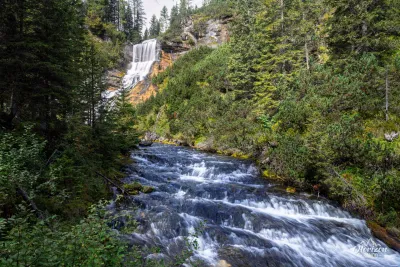 Cascade de Sbarco de Fanes, Dolomites