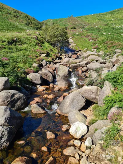 Cascade à Glen Rosa Cascade à Glen Rosa
