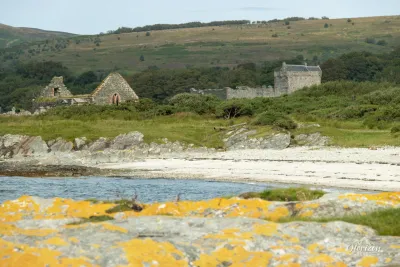 Chapelle et château de Skipness depuis Skipneess point Chapelle et château de Skipness depuis Skipneess point