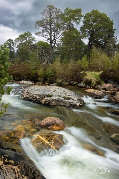 L'une des nombreuses cascades de la rivière Lui L'une des nombreuses cascades de la rivière Lui