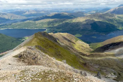 Magnifiques vues dégagées au sommet de Sgorr Dearg Magnifiques vues dégagées au sommet de Sgorr Dearg
