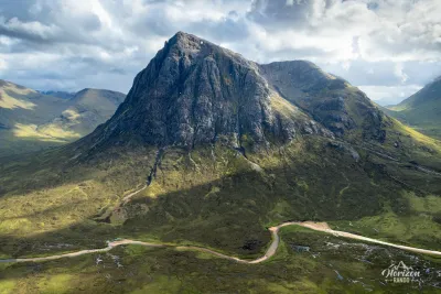 Buachaille Etive Mor, la montagne emblématique de la vallée de Glencoe Buachaille Etive Mor, la montagne emblématique de la vallée de Glencoe