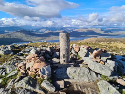 Cairn au sommet de Beinn a' Chrùlaiste Cairn au sommet de Beinn a' Chrùlaiste
