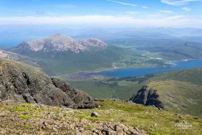 Vue à l'est depuis le sommet Vue à l'est depuis le sommet