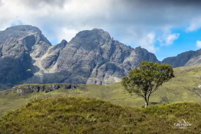 Blà Bheinn depuis le départ Blà Bheinn depuis le départ