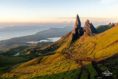 Old Man of Storr au lever de soleil Old Man of Storr au lever de soleil