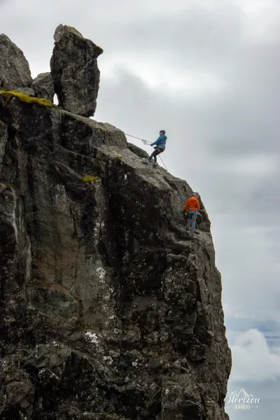 Grimpeurs sur The Inaccessible Pinacle Grimpeurs sur The Inaccessible Pinacle