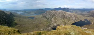Panorama exceptionnel depuis Sgurr an Fhidhleir, tous les sommets emblématiques de la région d'Assynt visibles Panorama exceptionnel depuis Sgurr an Fhidhleir, tous les sommets emblématiques de la région d'Assynt visibles
