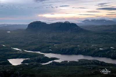Suilven au lever de soleil Suilven au lever de soleil