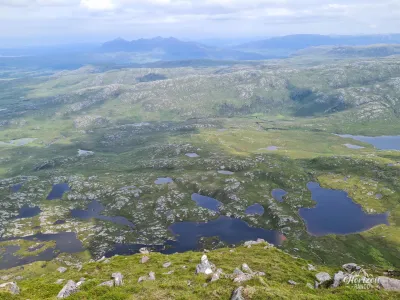 Vue au nord depuis le sommet de Suilven Vue au nord depuis le sommet de Suilven