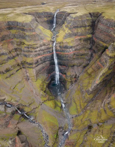 Strútsfoss (vue drone) Strútsfoss (vue drone)