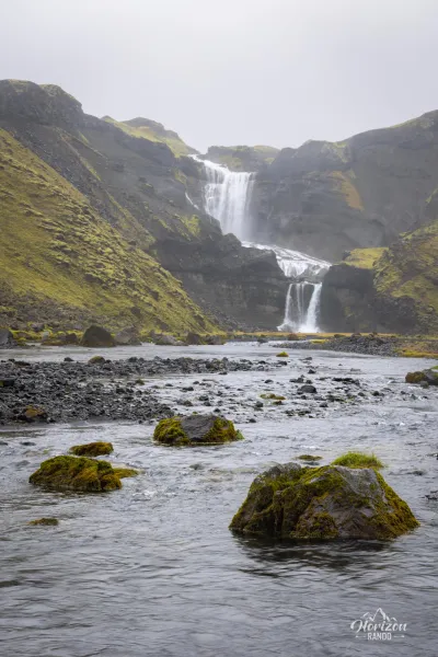 Cascade d'Ófærufoss Cascade d'Ófærufoss