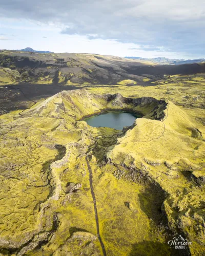 Cratère de Tjarnargígur (vue drone) Cratère de Tjarnargígur (vue drone)