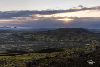 Lever de soleil depuis le Laki Lever de soleil depuis le Laki