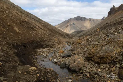 Sentier rocailleux et moins intéressant au départ Sentier rocailleux et moins intéressant au départ