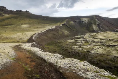 Le long du cratère de Stútur Le long du cratère de Stútur