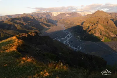 Vallée de Thórsmörk au sommet de Valahnúkur Vallée de Thórsmörk au sommet de Valahnúkur