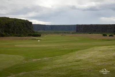 Parcours de golf à l'intérieur du canyon d'Ásbyrgi