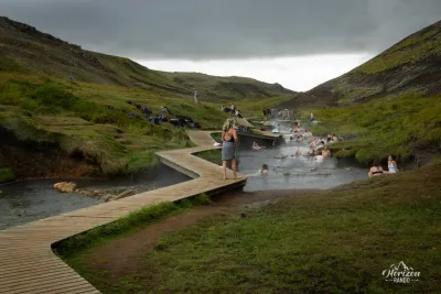 Rivière thermale de Reykjadalur Rivière thermale de Reykjadalur