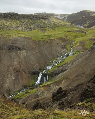 Canyon de Djúpagil et chute de Djúpagilsfoss Canyon de Djúpagil et chute de Djúpagilsfoss