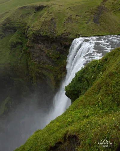 Cascade de Skógafoss
