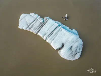 Glacier de Skaftafellsjökull (vue drone)