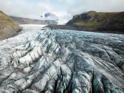 Glacier de Svínafellsjökull (vue drone)