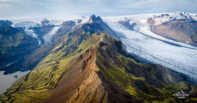 Morsárjökull et Skaftafellsjökull (vue drone) Morsárjökull et Skaftafellsjökull (vue drone)