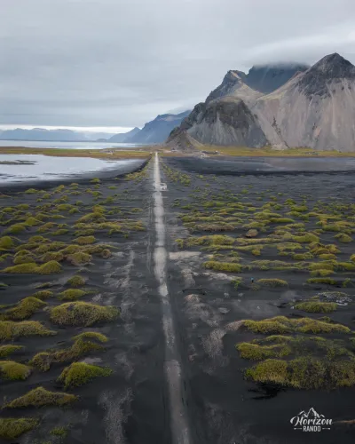Vestrahorn et la plage de Stokksnes (vue drone)