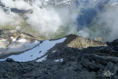 Section technique et aérienne à l'arrivée au sommet de Slogen Section technique et aérienne à l'arrivée au sommet de Slogen