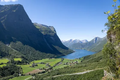 Village de Øye et Norangsfjord Village de Øye et Norangsfjord