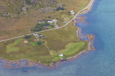 Hameau de Bø, au bord de la baie Hameau de Bø, au bord de la baie
