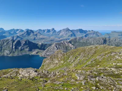 Vue à l'Ouest au sommet Vue à l'Ouest au sommet