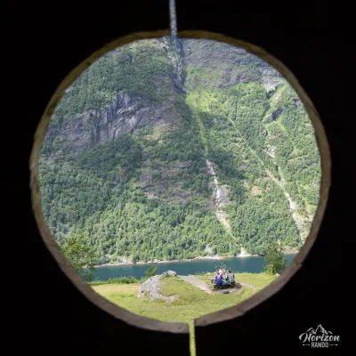 Vue depuis les toilettes sèches ! Vue depuis les toilettes sèches !