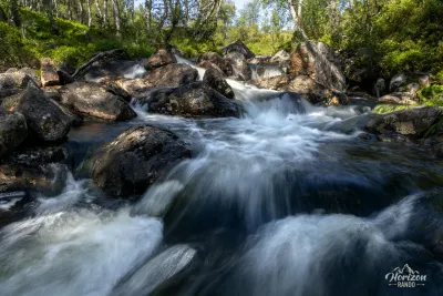 Cascades Cascades