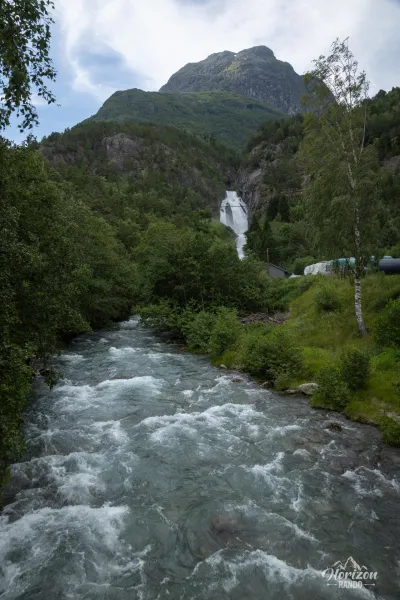 Cascade de Glomnesfossen Cascade de Glomnesfossen