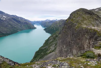 Le magnifique lac Gjende Le magnifique lac Gjende