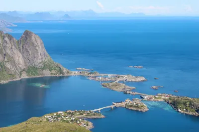 Sakrisøy et Hamnøy