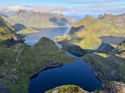 Lac de Litlforsvatnet, Forsfjorden / Kjerkforden et lac de Tennesvatnet Lac de Litlforsvatnet, Forsfjorden / Kjerkforden et lac de Tennesvatnet