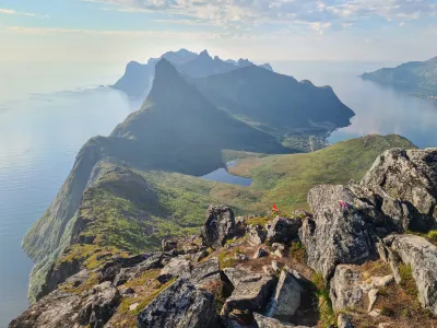 Vue vers le Nord depuis le sommet de Barden Vue vers le Nord depuis le sommet de Barden