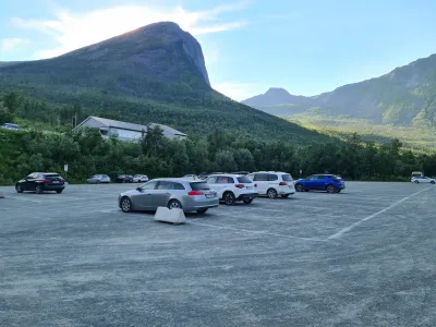 Parking pour Hesten Parking pour Hesten