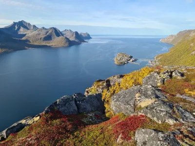 Vue vers le Nord depuis le sommet de Riven Vue vers le Nord depuis le sommet de Riven