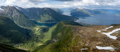 Panorama (vue drone) Panorama (vue drone)